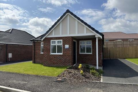 2 bedroom bungalow for sale, Green Meadows Drive, Mill Meadows, Filey