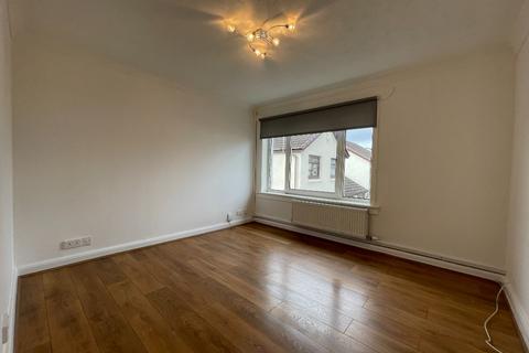 1 bedroom flat to rent, Loganswell Gardens, Thornliebank, Glasgow, G46