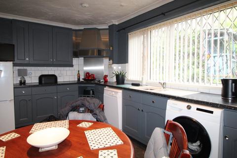 3 bedroom terraced house for sale, Merrivale Road, Allerton, Bradford, BD15