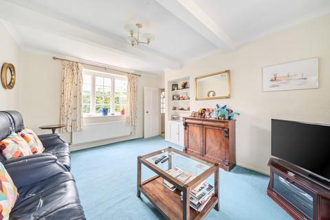 26 Bannisters Road, Guildford, GU2 7QZ