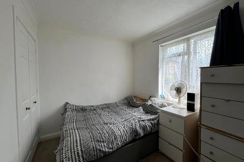1 bedroom apartment for sale, Dairymans Walk, Guildford, Surrey, GU4