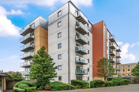 1 bedroom apartment for sale, Blackberry Court, Queen Mary Avenue, London, E18
