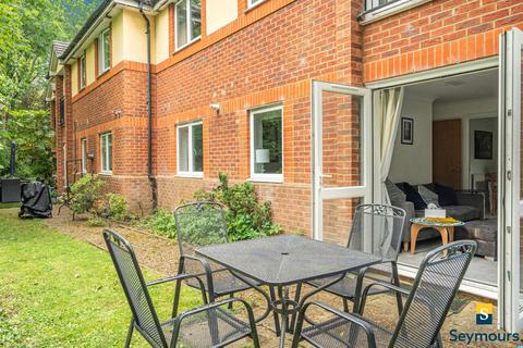 2 bedroom flat for sale, St. Marys Way, Surrey GU2