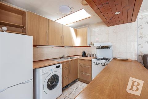 16 Chalk End, Basildon, SS13 3LW