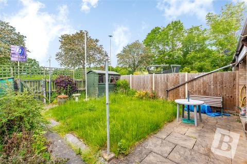 16 Chalk End, Basildon, SS13 3LW