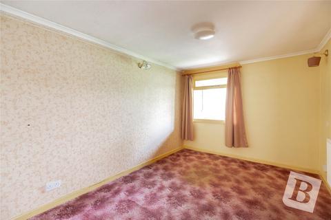 16 Chalk End, Basildon, SS13 3LW