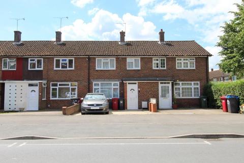 3 bedroom terraced house for sale, Trelawney Avenue, Langley