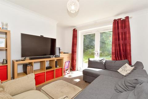 1 bedroom ground floor maisonette for sale, Midhurst Close, Ifield, Crawley, West Sussex