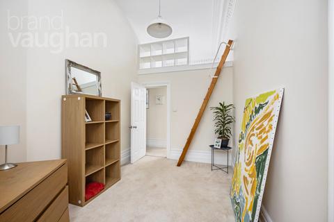 1 bedroom flat for sale, Cambridge Road, Hove, East Sussex, BN3
