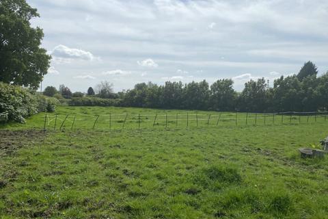 Farm land for sale, Pony Paddock & Stable with Tack Room at Arkendale between Knaresborough & Harrogate