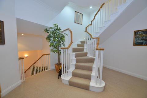 5 bedroom terraced house for sale, 32 Tremayne House Park Drive, Bodmin