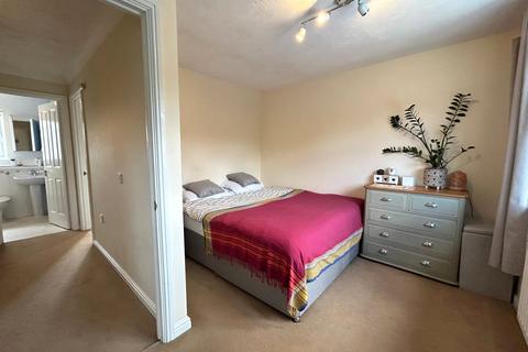 2 bedroom semi-detached house to rent, All Saints Rise, Warfield, Bracknell, Berkshire, RG42