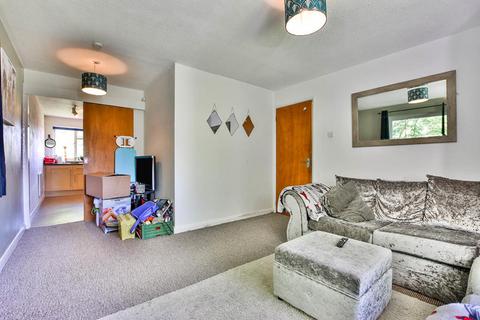 1 bedroom maisonette to rent, Portrea Close, Stockport, SK3