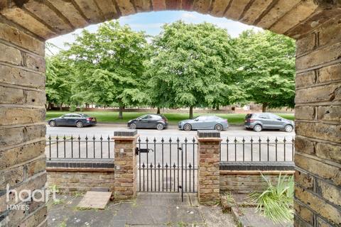 3 bedroom terraced house for sale, Church Green, Hayes