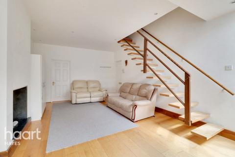 3 bedroom terraced house for sale, Church Green, Hayes