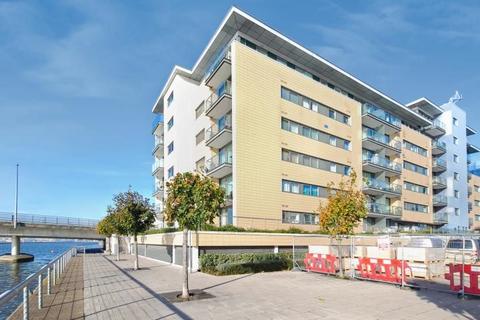 1 bedroom flat for sale, 208 Fathom Court, Basin approach, London, E16 2FF