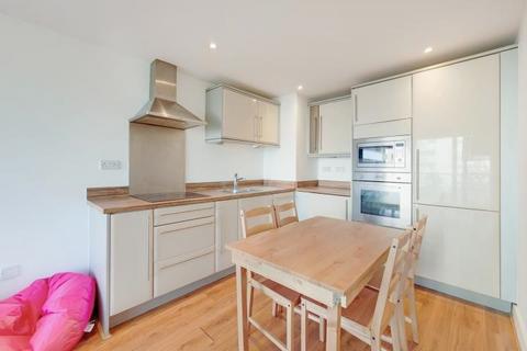 1 bedroom flat for sale, 208 Fathom Court, Basin approach, London, E16 2FF