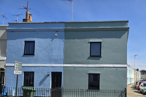 2 bedroom terraced house for sale, Princes Road, Cheltenham, GL50