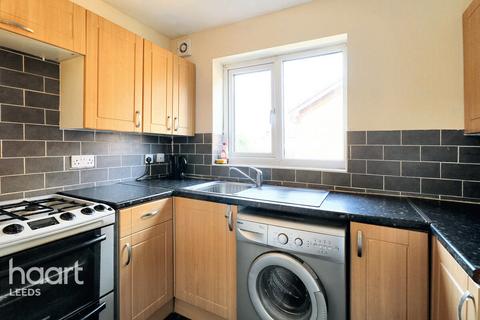 2 bedroom apartment for sale, Farm Hill Road, Morley