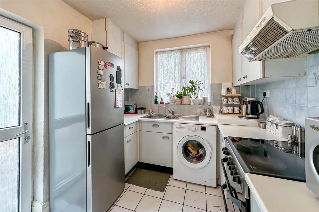 Charmouth Road, St. Albans... 3 bed detached house for sale £1,100,000