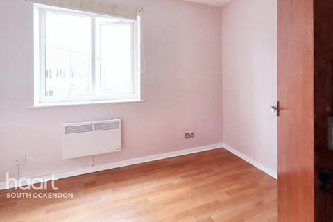 23 Benyon Path, South Ockendon, RM15 6PE