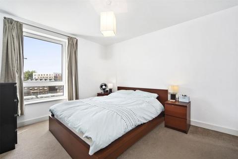 2 bedroom apartment to rent, 15 Tarves Way Greenwich London SE10