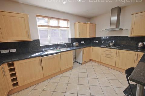 3 bedroom semi-detached house for sale, Waverely Gardens, Northwood HA6