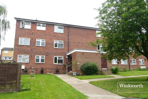 St. Johns Close, Potters Bar, Hertfordshire, EN6