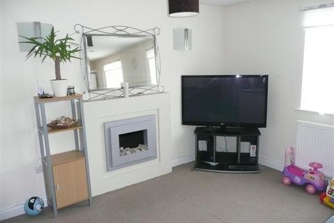 2 bedroom apartment for sale, Swallow Close, Wellingborough, NN8