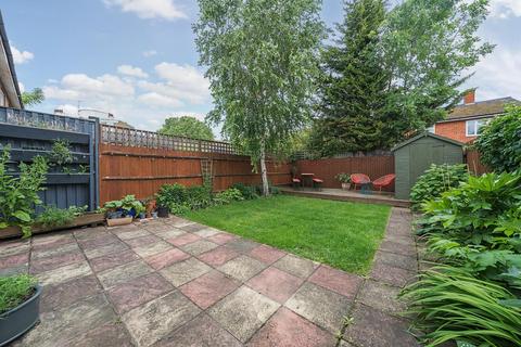 137 Strathdon Drive, London, SW17 0PS