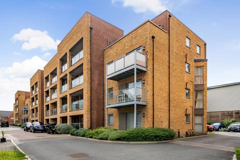2 bedroom apartment for sale, Discovery Drive, Swanley, Kent