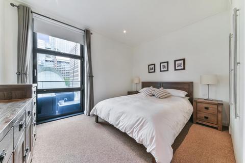 1 bedroom apartment for sale, Discovery Dock West, South Quay Square, London, E14