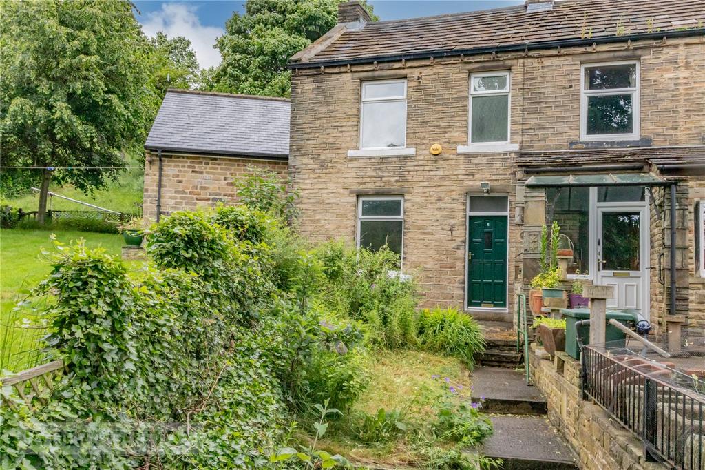 Newland Road, Kirkheaton... 2 bed terraced house for sale £165,000