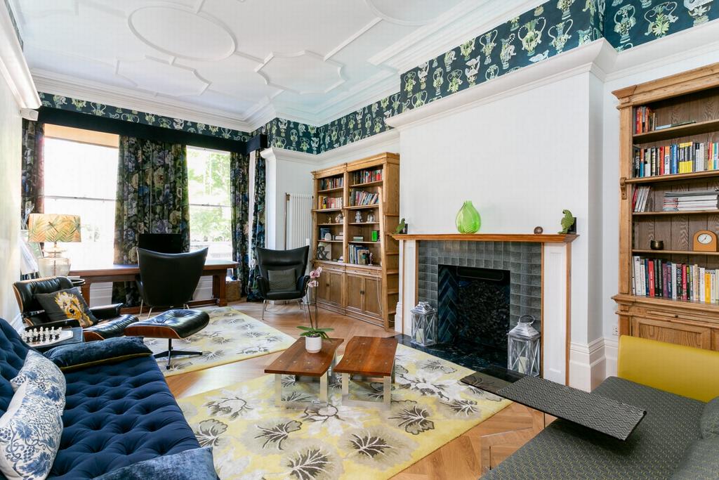 Sitting room