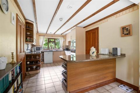 3 bedroom detached bungalow for sale, Besford Road, Wadborough, Worcestershire