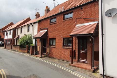 2 bedroom terraced house to rent, Dog and Duck Lane, Beverley HU17