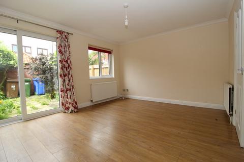 2 bedroom terraced house to rent, Dog and Duck Lane, Beverley HU17