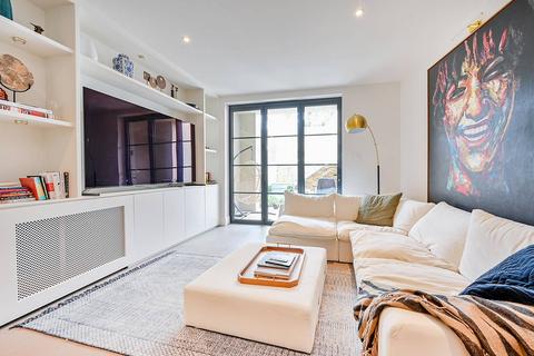 2 bedroom flat to rent, Gunnersbury Avenue, Ealing, London, W5