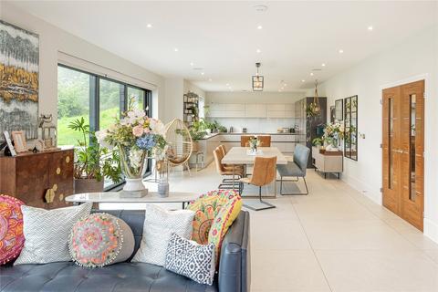 136 Bailbrook Lane, Bath, BA1 7AB