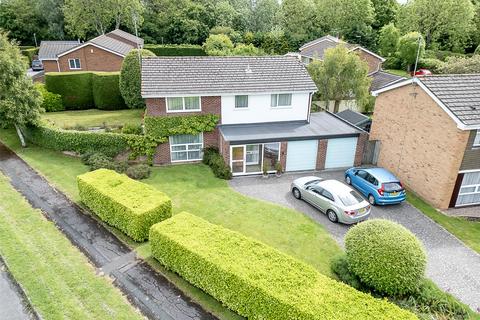 5 bedroom detached house for sale, Fairlawn, Liden, East Swindon, Wiltshire, SN3