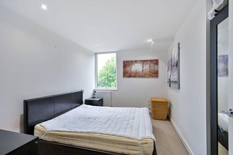 1 bedroom flat for sale, St Johns Road, Isleworth, TW7