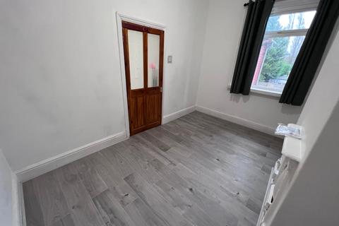 1 bedroom flat to rent, Liverpool Road, Longton, Preston, PR4