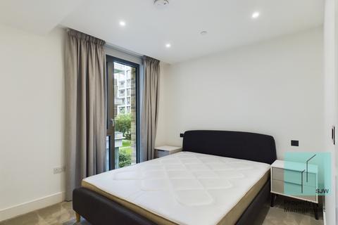 2 bedroom apartment to rent, Salisbury House, London SW11