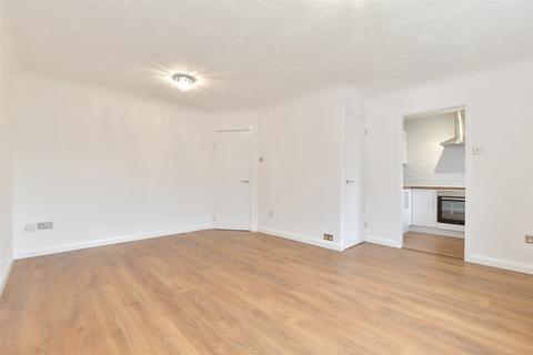 2 bedroom flat for sale, Burns Avenue, Chadwell Heath, Essex
