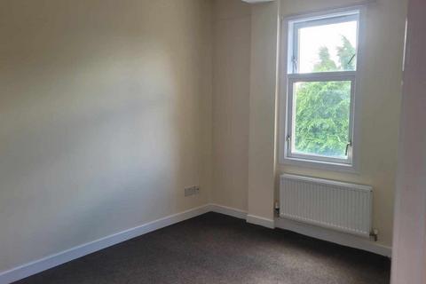 2 bedroom flat to rent, 39 Gauze Street, Paisley, PA1 1EX