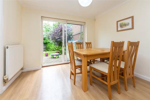 3 Nash Close, Elstree, Borehamwood, WD6 3LE