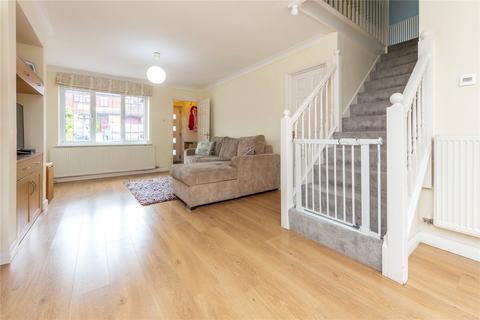 3 Nash Close, Elstree, Borehamwood, WD6 3LE