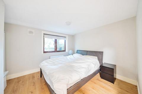 2 bedroom flat for sale, Lymington Road, West Hampstead