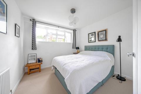 3 bedroom flat for sale, Queensborough Mews, Bayswater