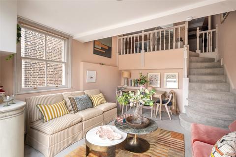 2 bedroom apartment for sale, Queen's Gate Place, South Kensington, SW7